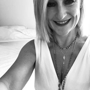 Meet your Posher, Jennifer